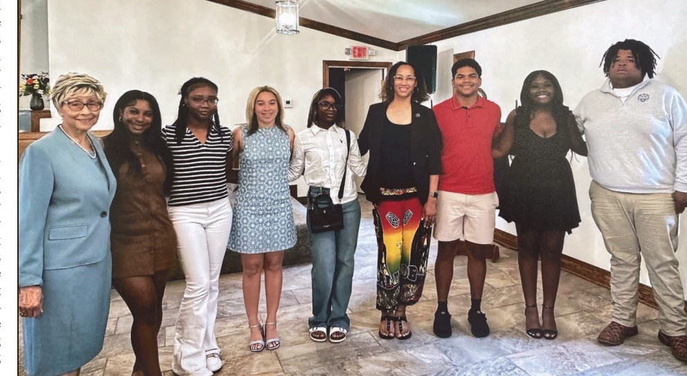 The 2026 Martin Legacy Scholarship recipients, pictured with Pauline Burrell and Dr. Kala Burrell-Craft.